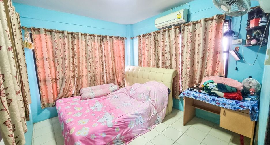 For sale 4 bed house in Phan Thong, Chonburi