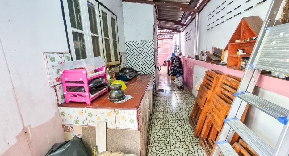 For sale 4 bed house in Phan Thong, Chonburi
