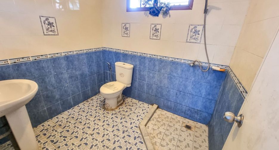 For sale 4 bed house in Phan Thong, Chonburi