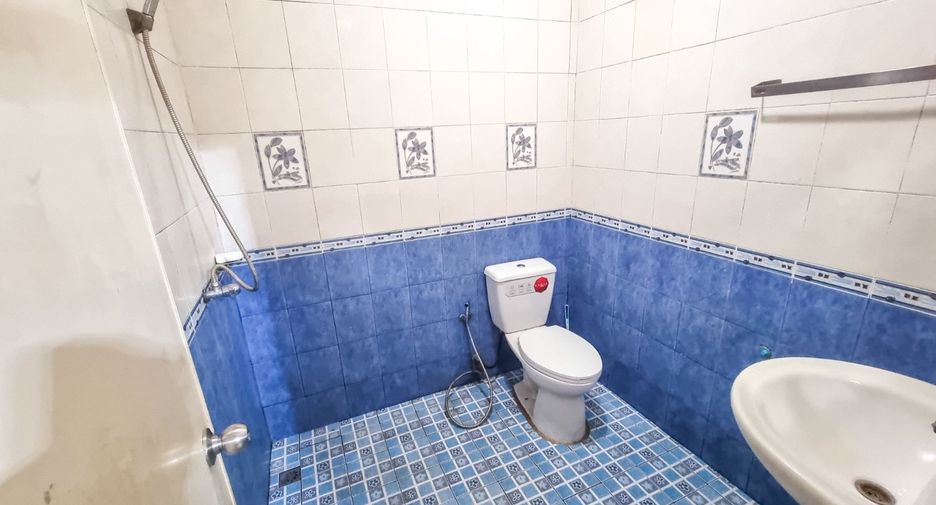 For sale 4 bed house in Phan Thong, Chonburi