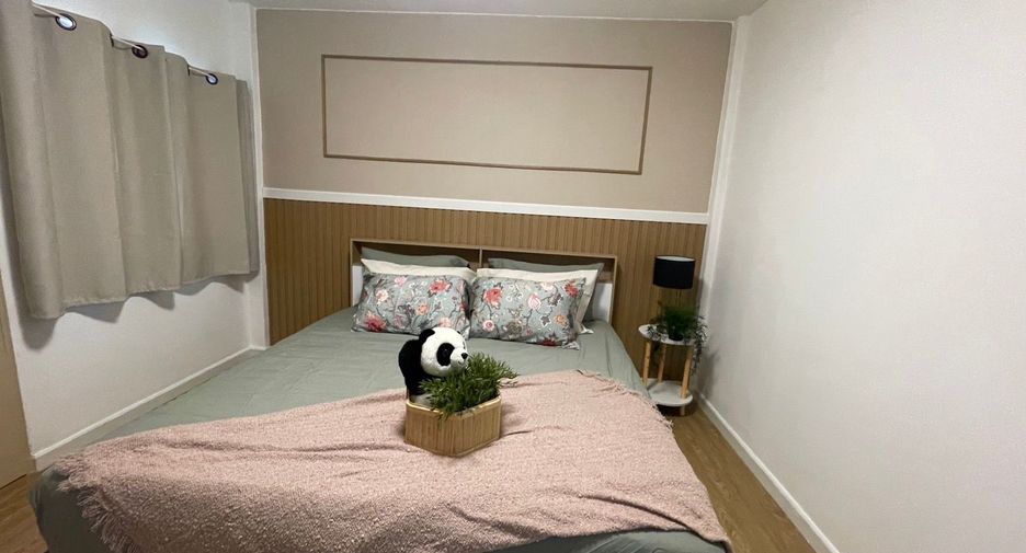 For sale 2 bedrooms townhouse in Lam Luk Ka, Pathum Thani