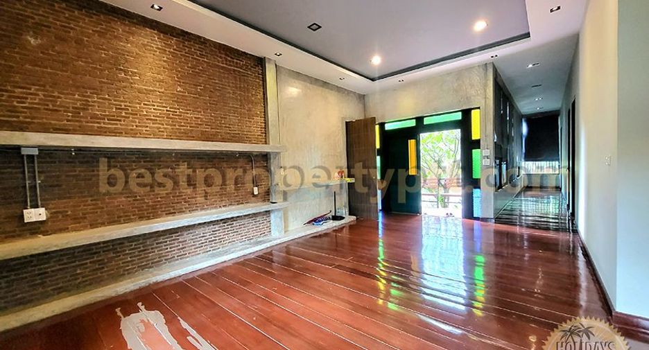 À vendre 4 chambres maison à Sattahip, Chonburi