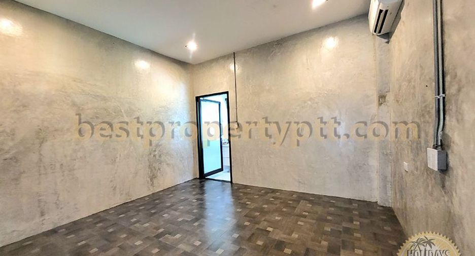 À vendre 4 chambres maison à Sattahip, Chonburi
