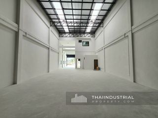 For sale warehouse in Lat Lum Kaeo, Pathum Thani