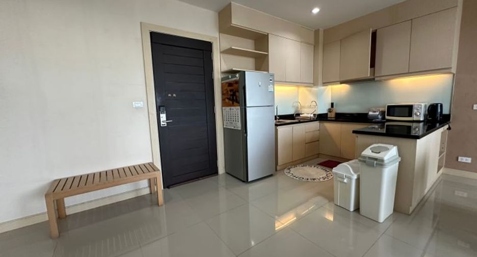 Condo en alquiler de 1 habitaciones en Si Racha, Chonburi