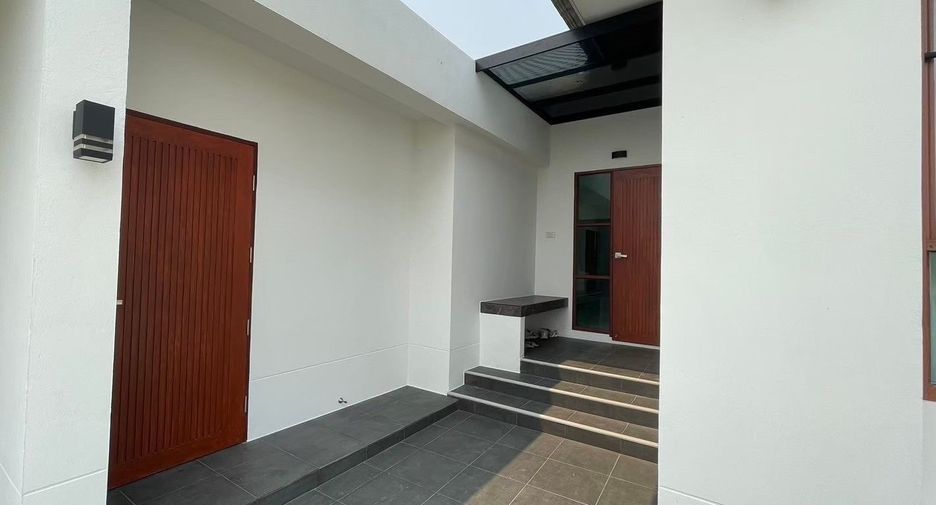 For rent 4 bedrooms house in Hang Dong, Chiang Mai