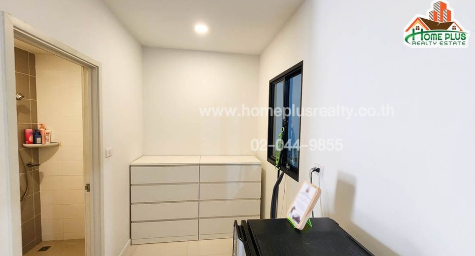 For sale 3 ベッドルーム townhouse in Rat Burana, Bangkok