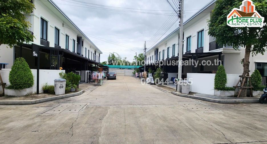 For sale 3 ベッドルーム townhouse in Rat Burana, Bangkok
