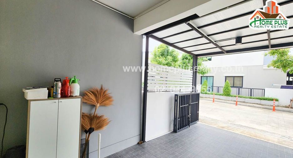 For sale 3 ベッドルーム townhouse in Rat Burana, Bangkok
