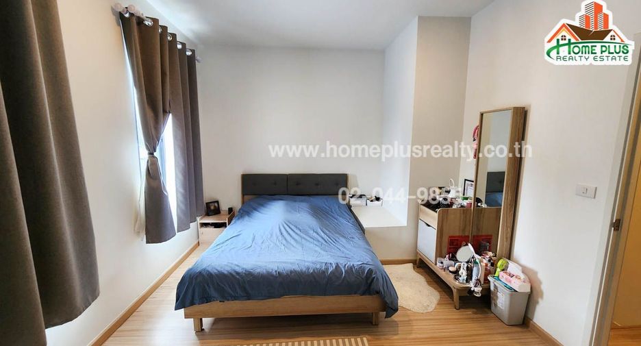 For sale 3 ベッドルーム townhouse in Rat Burana, Bangkok