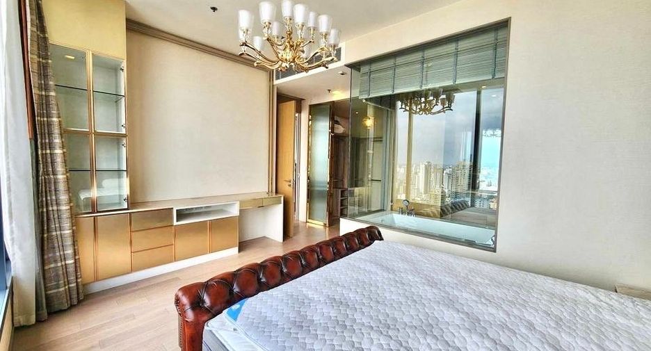 For rent 2 bedrooms condo in Watthana, Bangkok