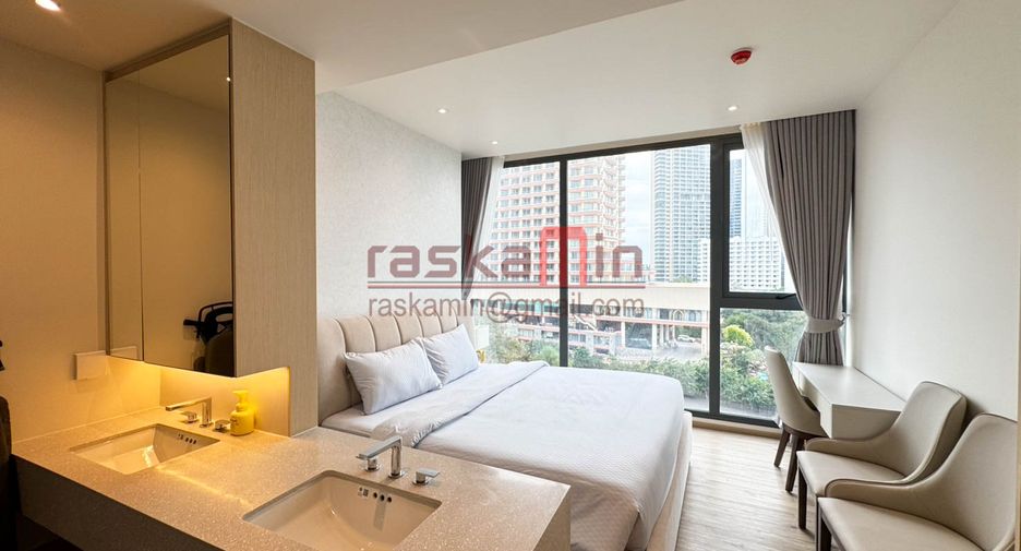For sale 2 ベッドルーム condo in Bang Lamung, Chonburi