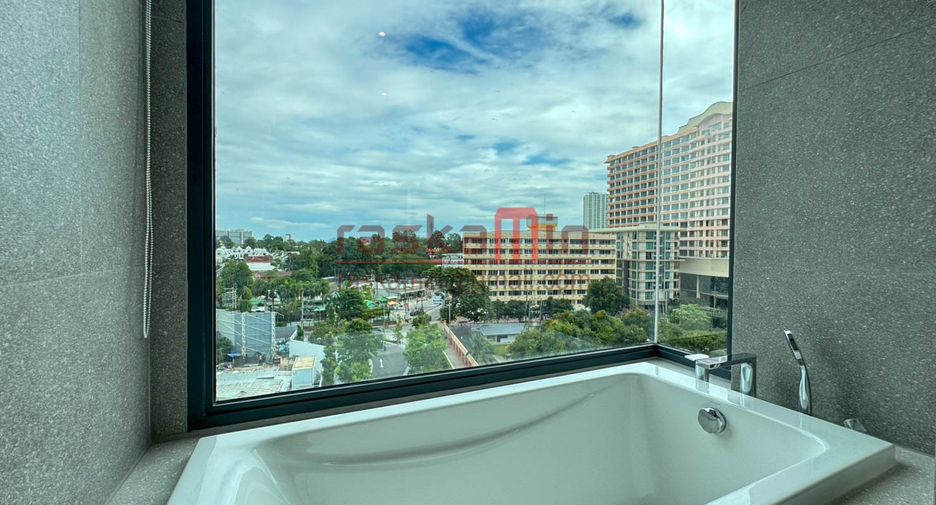 For sale 2 ベッドルーム condo in Bang Lamung, Chonburi