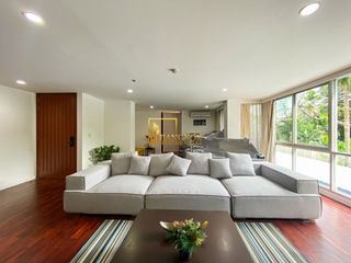 For rent 4 bedrooms apartment in Sathon, Bangkok