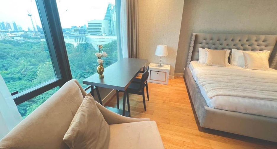 For rent and for sale 2 bedrooms condo in Pathum Wan, Bangkok