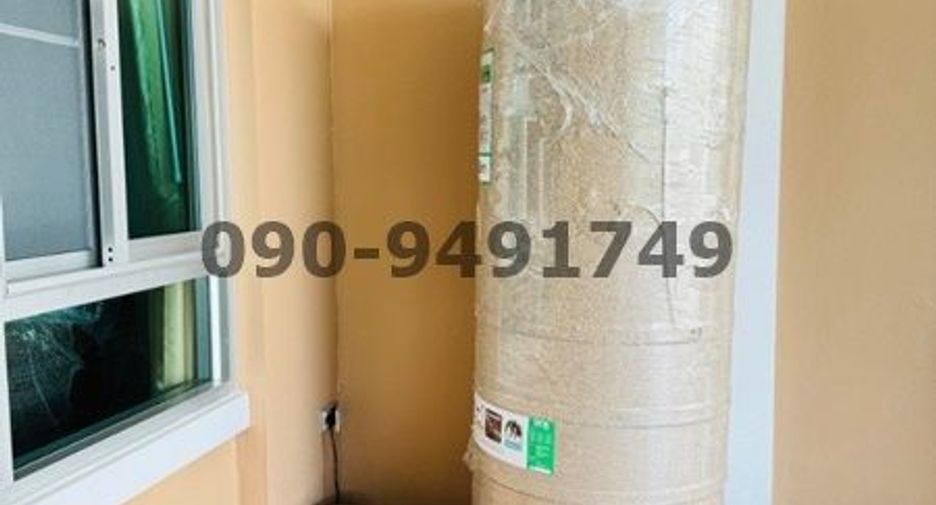 For rent 3 bedrooms townhouse in Bang Khen, Bangkok