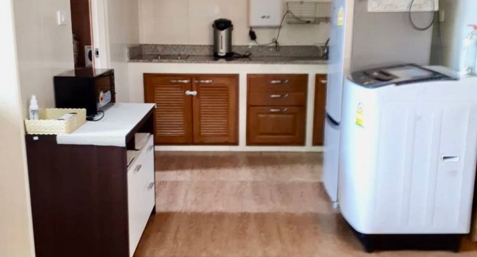 Condo en alquiler de 1 habitaciones en Si Racha, Chonburi