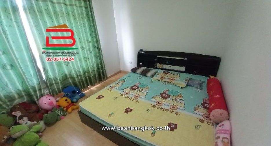 For sale 3 bedrooms townhouse in Pluak Daeng, Rayong