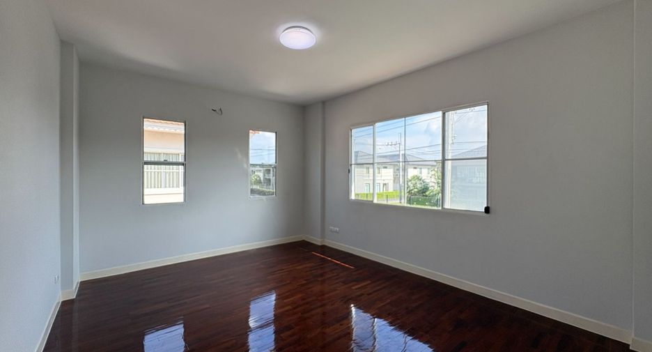 For sale 3 bedrooms house in Prawet, Bangkok