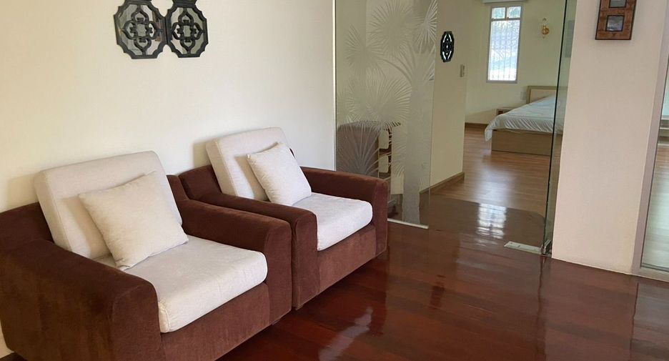 For rent 3 bedrooms house in Pak Kret, Nonthaburi