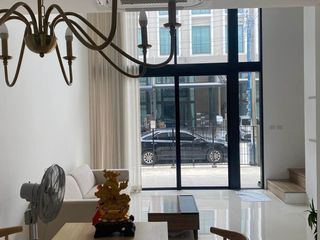For rent 3 bedrooms townhouse in Bang Khae, Bangkok