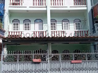 For sale 6 bedrooms townhouse in Bangkok Yai, Bangkok