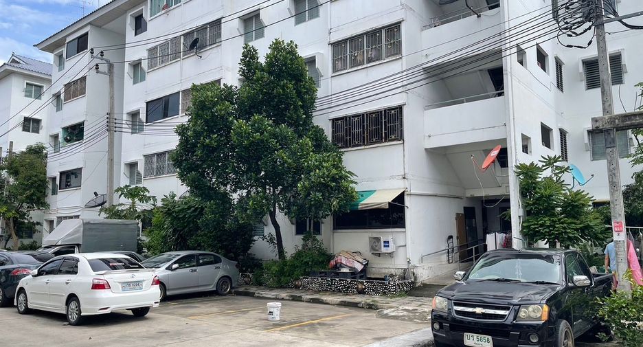 For sale 2 bedrooms condo in Sai Mai, Bangkok