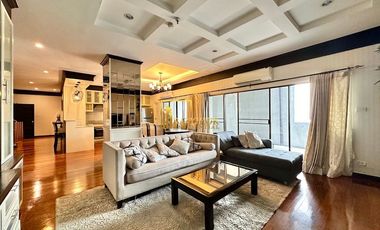 For rent 3 bed condo in Khlong Toei, Bangkok