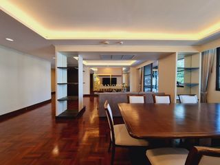 For rent 3 bedrooms apartment in Pathum Wan, Bangkok