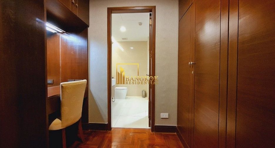 Apartment zur Miete mit 3 Zimmer in Pathum Wan, Bangkok