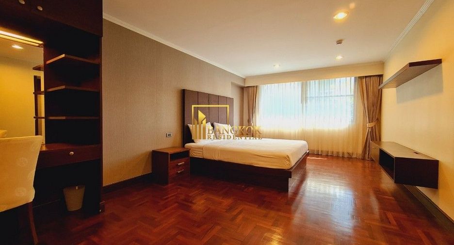 Apartment zur Miete mit 3 Zimmer in Pathum Wan, Bangkok