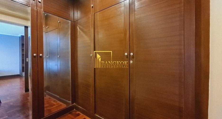 Apartment zur Miete mit 3 Zimmer in Pathum Wan, Bangkok