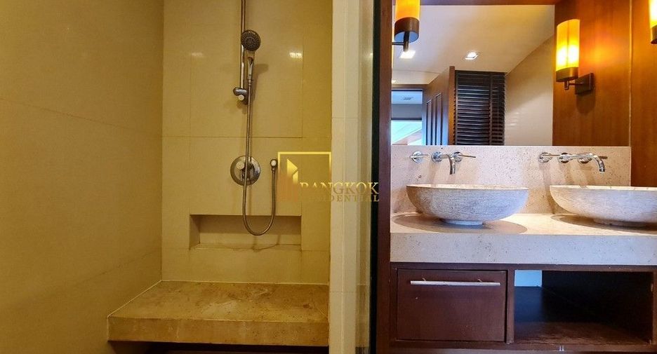 Condo en alquiler de 2 habitaciones en Pathum Wan, Bangkok