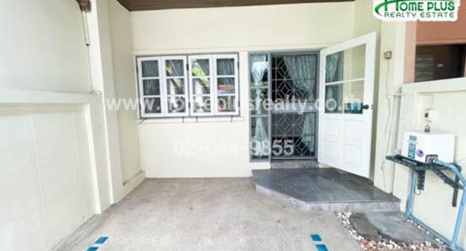 Reihenhaus zum Kauf mit 2 Zimmer in Khan Na Yao, Bangkok