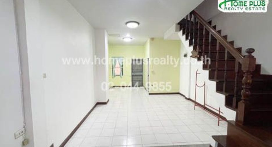 Reihenhaus zum Kauf mit 2 Zimmer in Khan Na Yao, Bangkok