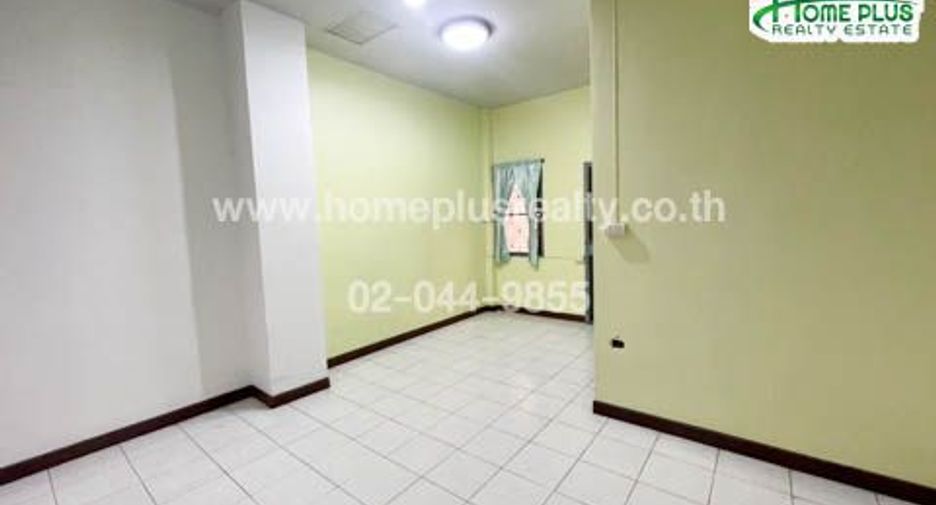 Reihenhaus zum Kauf mit 2 Zimmer in Khan Na Yao, Bangkok
