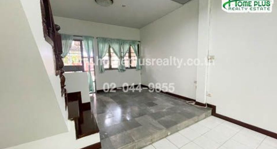 Reihenhaus zum Kauf mit 2 Zimmer in Khan Na Yao, Bangkok