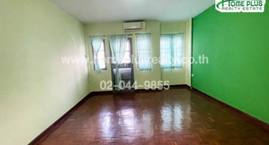 Reihenhaus zum Kauf mit 2 Zimmer in Khan Na Yao, Bangkok