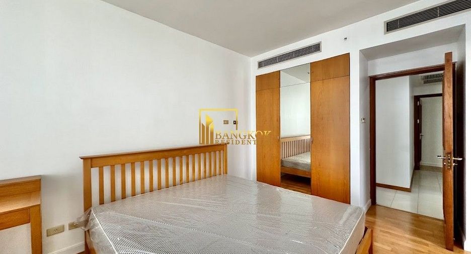 Condo en alquiler de 3 habitaciones en Pathum Wan, Bangkok