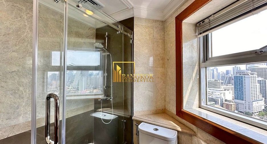 Condo en alquiler de 3 habitaciones en Pathum Wan, Bangkok