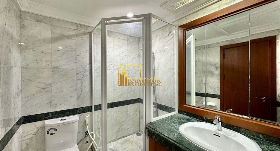 Condo en alquiler de 2 habitaciones en Pathum Wan, Bangkok