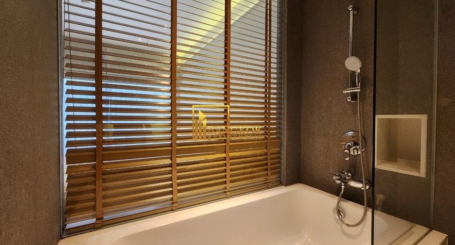 For rent 1 bed serviced apartment in Watthana, Bangkok