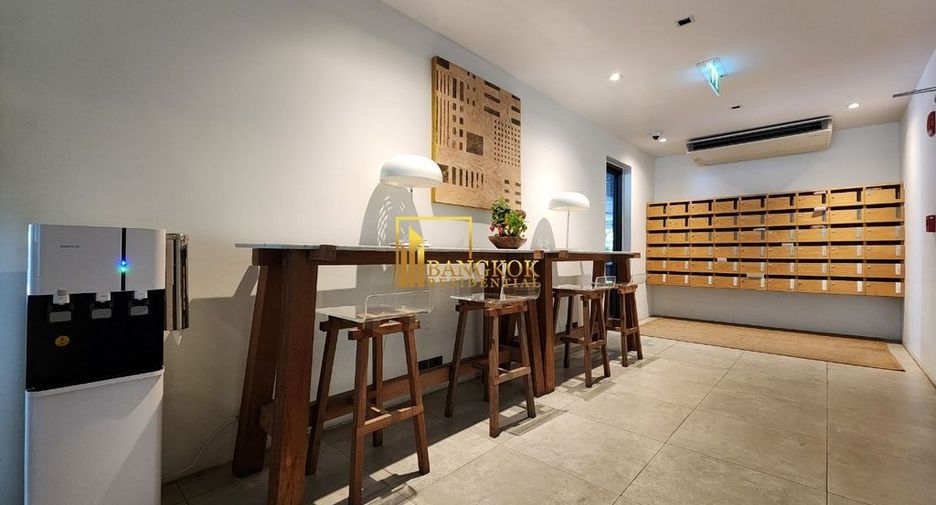 For rent 1 bed serviced apartment in Watthana, Bangkok