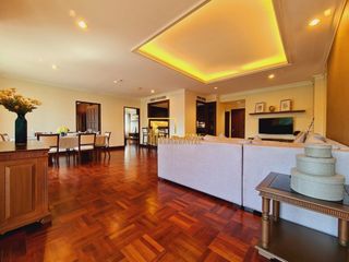 For rent 2 ベッドルーム apartment in Pathum Wan, Bangkok