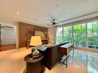 For rent 3 bedrooms apartment in Pathum Wan, Bangkok