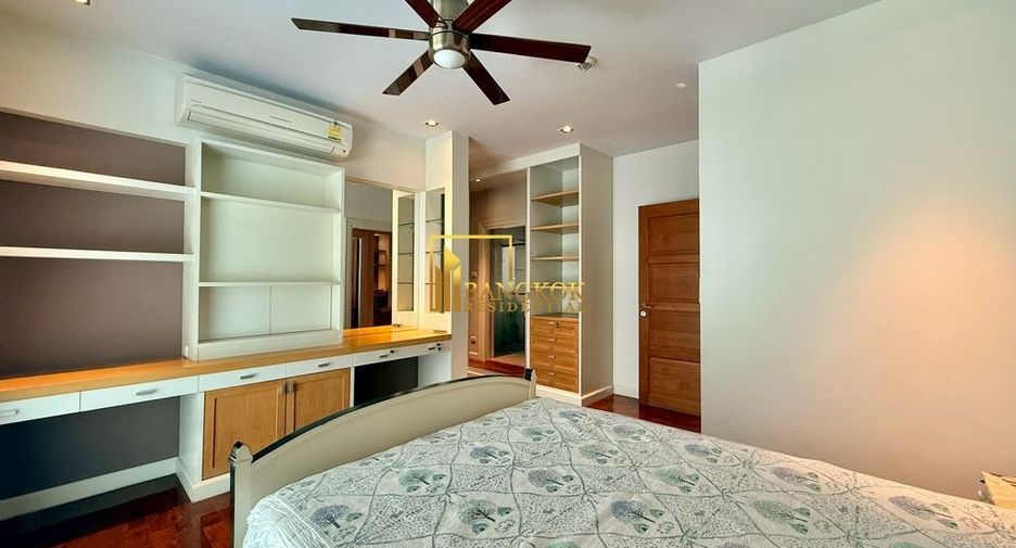 For rent 3 bedrooms apartment in Pathum Wan, Bangkok