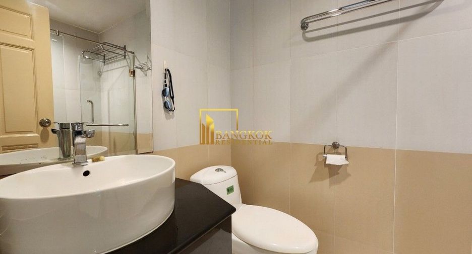 For rent そして for sale 2 ベッドルーム condo in Watthana, Bangkok