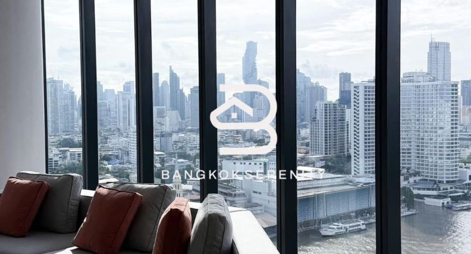 For rent 2 bed condo in Khlong San, Bangkok