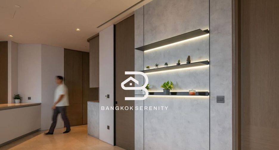 For rent 2 bed condo in Khlong San, Bangkok