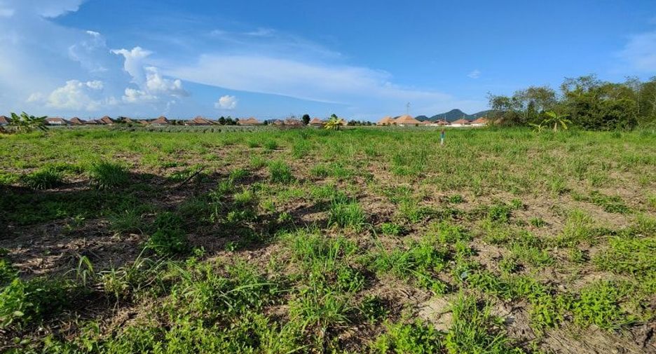 À vendre terrain à Hua Hin, Prachuap Khiri Khan